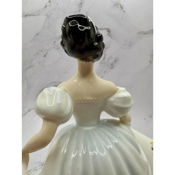 Royal Doulton “Kate”  HN 2789, 1977,  Windblown Floral Dress, stunning - Picture 5 of 15
